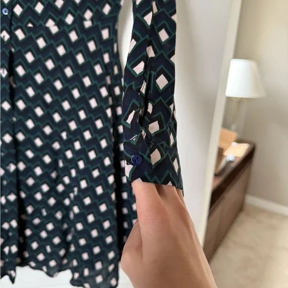 Zara Women’s Dark Blue & Green & White Geometric Print Long Sleeve Dress - Picture 8 of 10